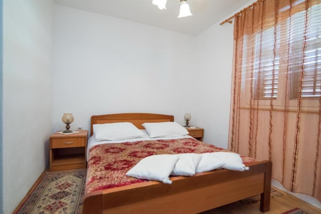 Apartments Longo ซูเปตาร์ ภายนอก รูปภาพ
