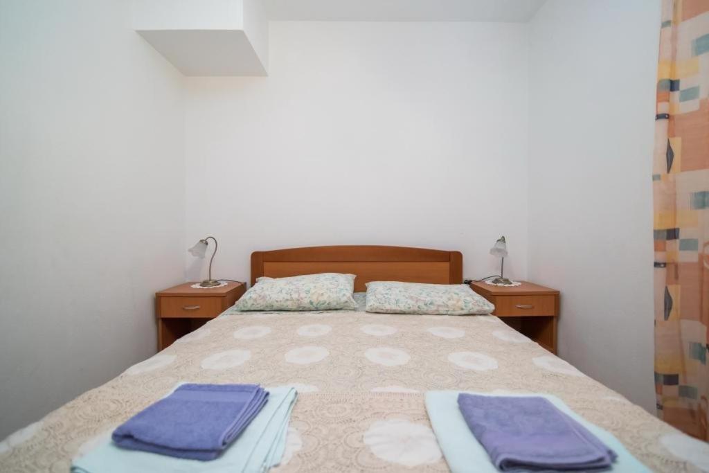 Apartments Longo ซูเปตาร์ ภายนอก รูปภาพ